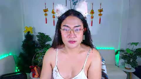 Snapshot of ploysaithailand chatting on May 6, 2026, 6:52 am Ploysai online show from May 6, 2026, 6:52 am