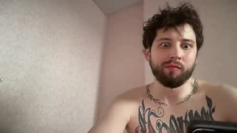 Snapshot of plsbecareful chatting on April 5, 2026, 6:10 am Din online show from April 5, 2026, 6:10 am