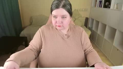 Snapshot of plum_pie__ chatting on November 14, 2025, 4:38 pm Alice online show from November 14, 2025, 4:38 pm