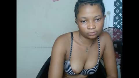 plumnjuicyx online show from February 13, 2025, 6:41 am