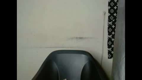 plumnjuicyx online show from March 7, 2025, 5:18 am