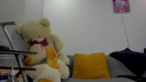 catalina online show from September 17, 2025, 6:37 am