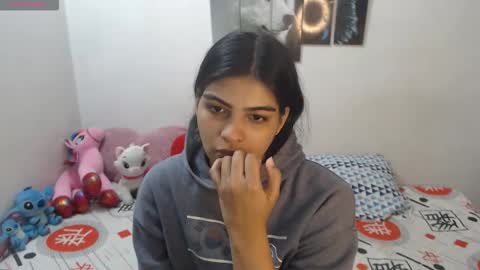 Snapshot of pocahontas_princess__ chatting on November 6, 2025, 1:34 pm Pocahontas online show from November 6, 2025, 1:34 pm