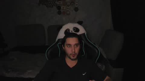 pohyi_ online show from March 7, 2026, 2:58 pm