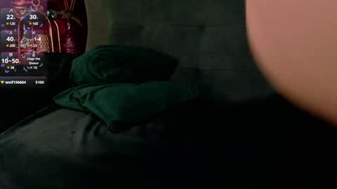 Snapshot of poison_eva_ chatting on February 22, 2025, 5:23 am Poison Eva online show from February 22, 2025, 5:23 am