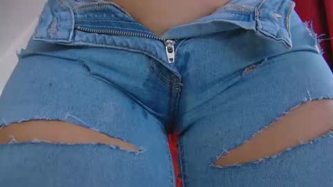 poison_milf_ online show from October 1, 2025, 4:07 am