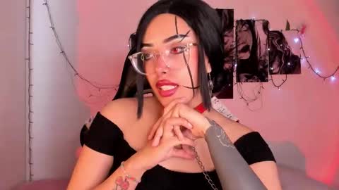 Snapshot of poison_willow chatting on September 25, 2025, 5:38 pm Willow Hours 12pm to 630pm Colombian time FRIDAY AND SUNDAY FREE DAYS online show from September 25, 2025, 5:38 pm