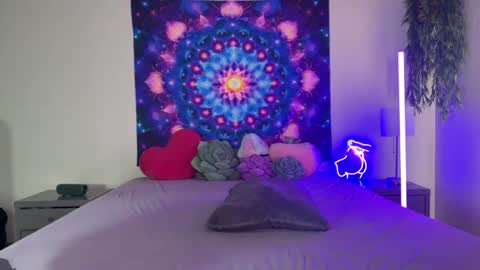 Jenna online show from July 29, 2026, 1:04 am