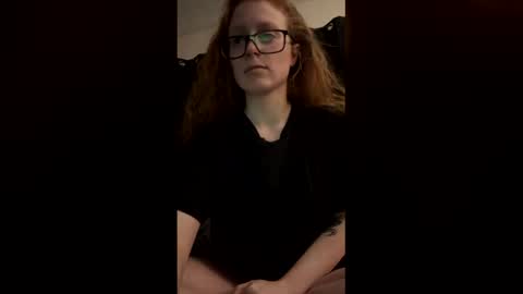 Snapshot of poisonivyy95 chatting on March 14, 2026, 2:28 am poisonivyy95 online show from March 14, 2026, 2:28 am