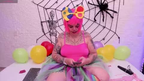 Snapshot of poisson_ivy_ chatting on October 24, 2025, 11:23 pm poisson_ivy_ online show from October 24, 2025, 11:23 pm