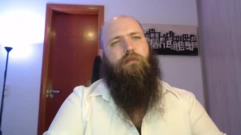 Snapshot of polar_bear91 chatting on February 26, 2025, 2:15 am Bear online show from February 26, 2025, 2:15 am