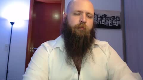 Snapshot of polar_bear91 chatting on March 2, 2025, 6:37 am Bear online show from March 2, 2025, 6:37 am