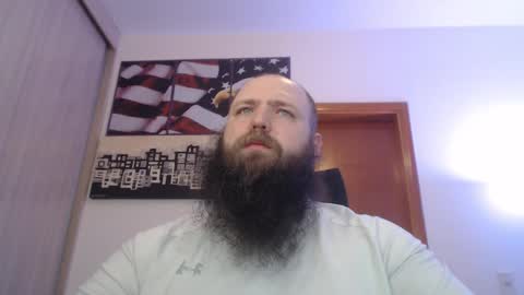 Snapshot of polar_bear91 chatting on September 10, 2025, 2:55 am Bear online show from September 10, 2025, 2:55 am