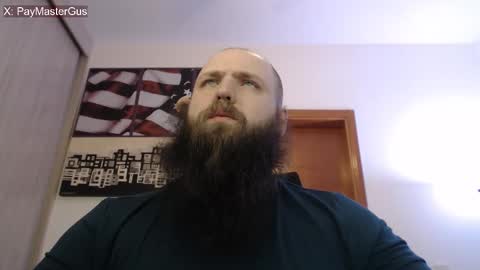 Snapshot of polar_bear91 chatting on September 18, 2025, 11:51 pm Bear online show from September 18, 2025, 11:51 pm