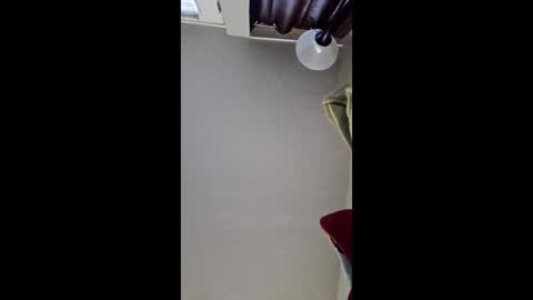 Polebee online show from April 7, 2026, 10:59 am