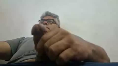 Snapshot of poli475 chatting on January 24, 2025, 7:18 pm poli online show from January 24, 2025, 7:18 pm