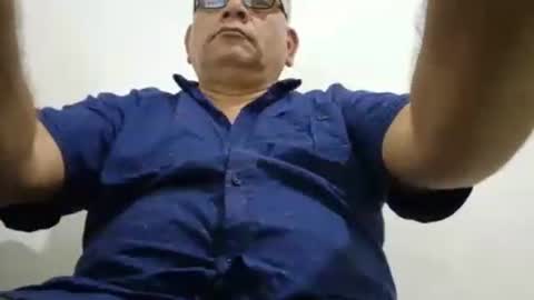 Snapshot of poli475 chatting on February 14, 2025, 10:25 pm poli online show from February 14, 2025, 10:25 pm