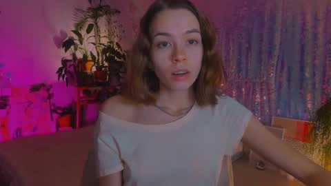 Snapshot of poli__ chatting on December 16, 2024, 9:09 pm Martha online show from December 16, 2024, 9:09 pm