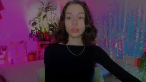 Snapshot of poli__ chatting on December 25, 2024, 9:11 pm Martha online show from December 25, 2024, 9:11 pm