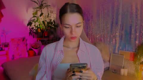 Snapshot of poli__ chatting on January 10, 2025, 9:20 pm Martha online show from January 10, 2025, 9:20 pm