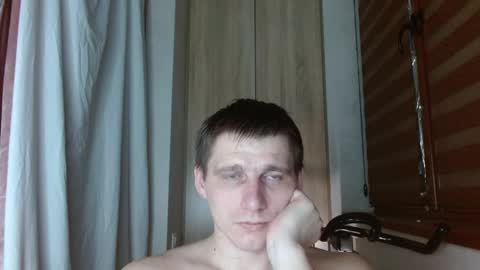 Snapshot of poliglotjoe2 chatting on June 1, 2026, 6:04 am Poliglotjoe2 online show from June 1, 2026, 6:04 am