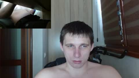Snapshot of poliglotjoe2 chatting on June 12, 2026, 1:43 pm Poliglotjoe2 online show from June 12, 2026, 1:43 pm