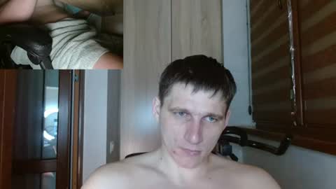 Snapshot of poliglotjoe2 chatting on June 16, 2026, 5:15 pm Poliglotjoe2 online show from June 16, 2026, 5:15 pm