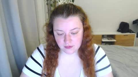 Polina online show from April 15, 2026, 7:32 pm