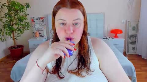 Polina online show from April 28, 2026, 2:33 pm
