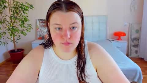 Snapshot of polinasallivan chatting on May 23, 2026, 10:30 am Polina online show from May 23, 2026, 10:30 am