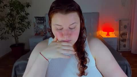 Snapshot of polinasallivan chatting on June 10, 2026, 8:52 pm Polina online show from June 10, 2026, 8:52 pm