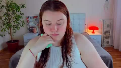 Snapshot of polinasallivan chatting on June 18, 2026, 2:54 pm Polina online show from June 18, 2026, 2:54 pm