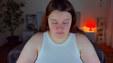 Snapshot of polinasallivan chatting on June 20, 2026, 7:05 pm Polina online show from June 20, 2026, 7:05 pm