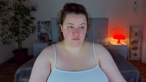 Snapshot of polinasallivan chatting on June 28, 2026, 9:43 pm Polina online show from June 28, 2026, 9:43 pm