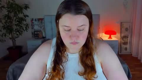 Snapshot of polinasallivan chatting on July 14, 2026, 7:30 pm Polina online show from July 14, 2026, 7:30 pm