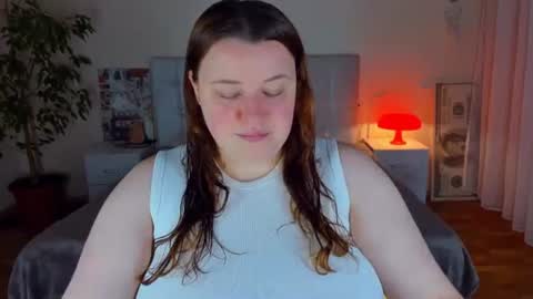 Snapshot of polinasallivan chatting on July 15, 2026, 5:51 pm Polina online show from July 15, 2026, 5:51 pm