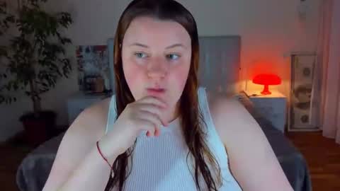 Snapshot of polinasallivan chatting on July 21, 2026, 6:43 pm Polina online show from July 21, 2026, 6:43 pm