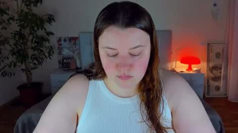 Snapshot of polinasallivan chatting on July 22, 2026, 5:27 pm Polina online show from July 22, 2026, 5:27 pm
