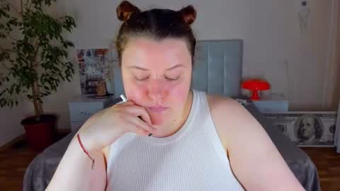 Snapshot of polinasallivan chatting on July 29, 2026, 11:14 pm Polina online show from July 29, 2026, 11:14 pm