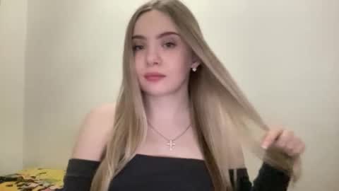 polishangel222 online show from February 26, 2026, 4:39 pm