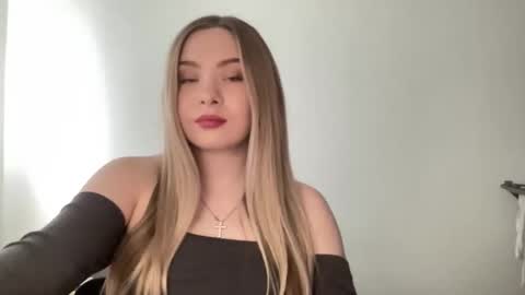 polishangel222 online show from March 31, 2026, 3:23 pm