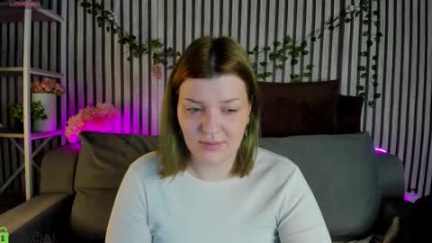 Polly online show from February 12, 2026, 1:22 am