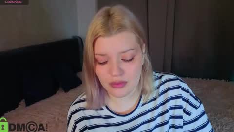 Polly online show from May 3, 2026, 1:11 am
