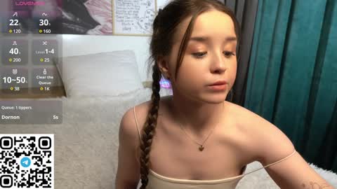 Snapshot of polly_dollie_ chatting on December 13, 2024, 8:26 pm Renet online show from December 13, 2024, 8:26 pm