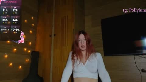 Snapshot of polly_luna chatting on May 13, 2026, 3:09 pm Polly online show from May 13, 2026, 3:09 pm