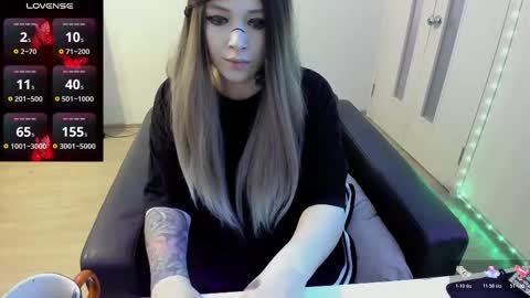 Polly online show from March 12, 2026, 11:05 am