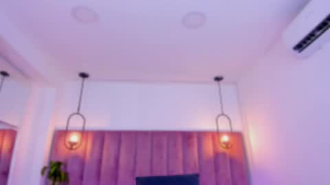 POLLY online show from April 30, 2026, 10:21 am