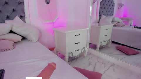 Carolina online show from February 16, 2025, 1:36 am