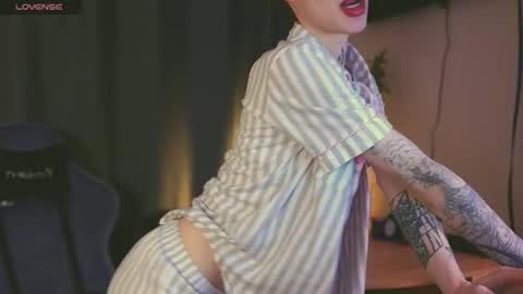 Snapshot of polusladkoye chatting on February 19, 2025, 5:27 am Megan.online online show from February 19, 2025, 5:27 am