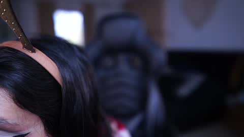  - Help me Reach 100 thumbs up  online show from December 23, 2024, 9:18 pm